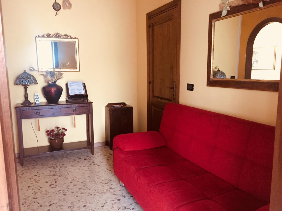 B&B Il Tulipano Sul Lago Colle di Tora Bagian luar foto